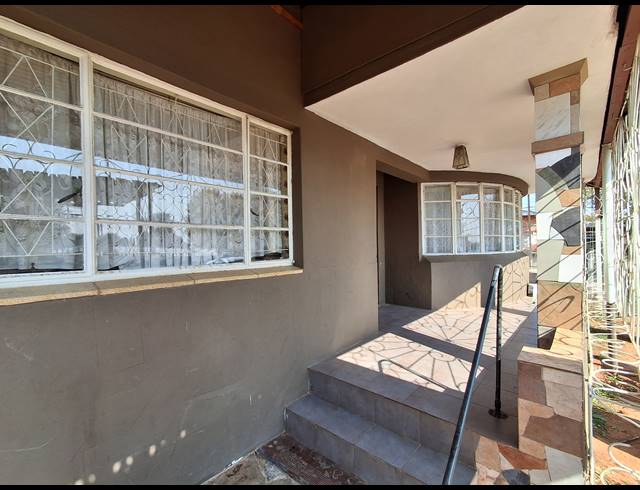4 BEDROOM FREESTANDING FOR SALE IN ELANDIA